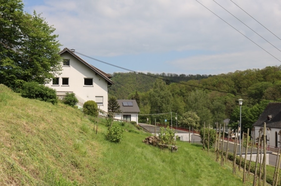 Monreal - Baugrundstück unterhalb der Monrealer Löwenburg, Monreal